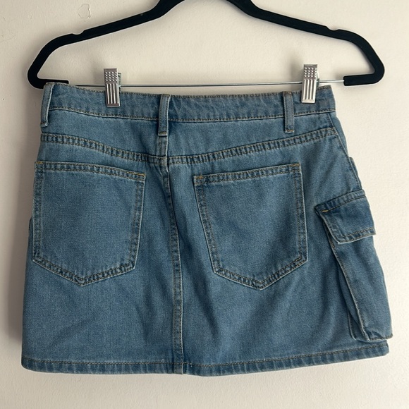 brand new denim mini skirt - Picture 2 of 2